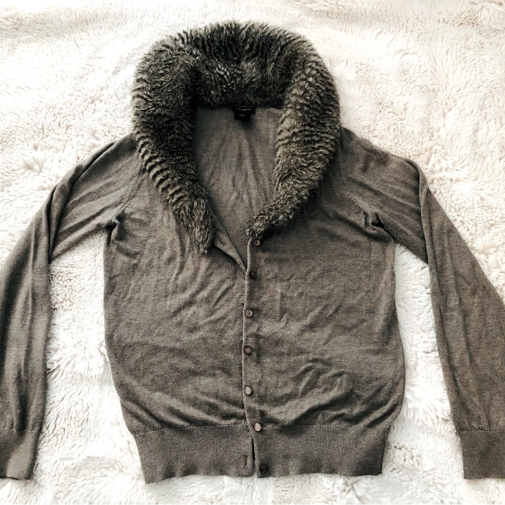 Grey fur collared sweater